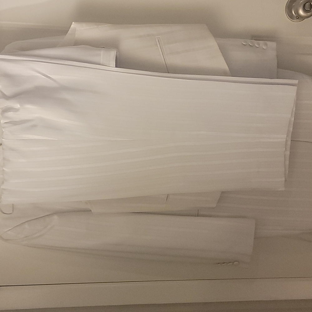 ,FATHER'S DAY/PROM 3,Piece White Man Suit, Jacket, vest, pants.